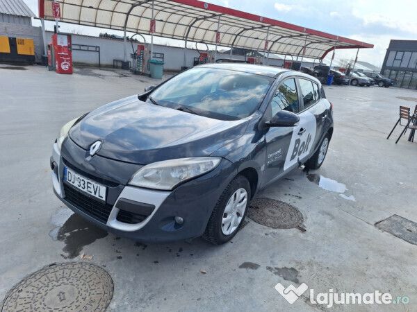 Utilizat 2013 Renault Mégane III Hatchback | 3.600 EUR (Preț bun) - Imagine 1/4