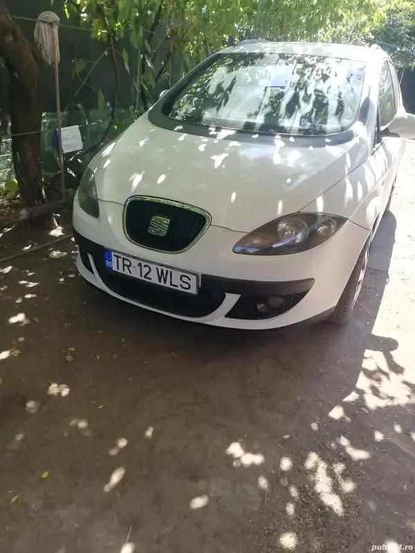 Utilizat 2008 Seat Altea Monovolum | 7.000 EUR - Imagine 1/4
