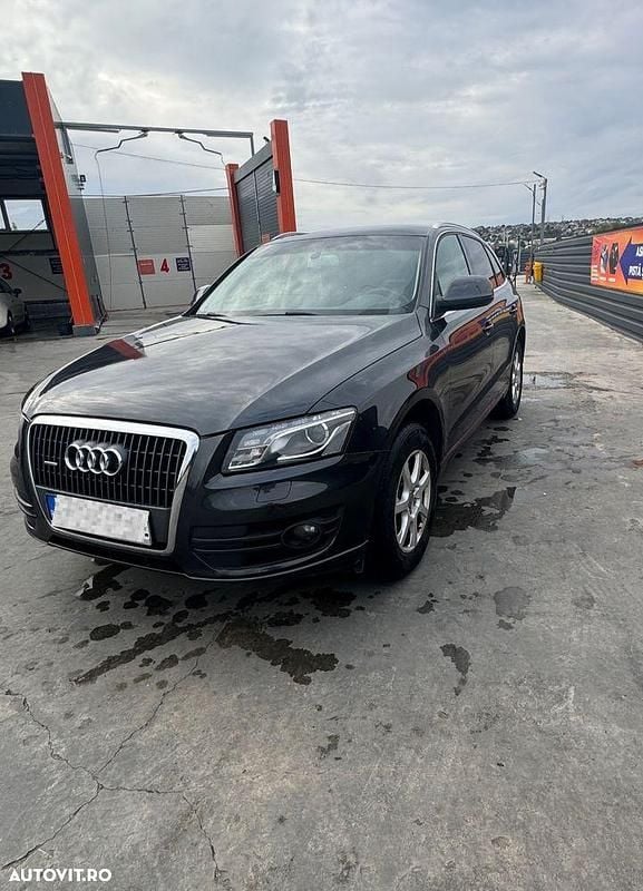 Culoarenegru Utilizat 2009 Audi Q5 Sport SUV | 9.000 EUR (Preț OK) - Imagine 1/4
