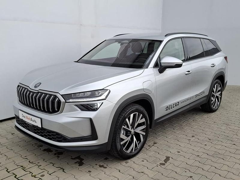 Argintiu metalic Nouă 2025 Skoda Kodiaq Selection SUV | 42.700 EUR (Preț OK) - Imagine 1/4