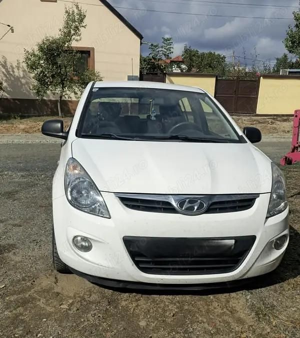 Utilizat 2012 Hyundai i20 Hatchback | 4.300 EUR (Preț OK) - Imagine 1/4