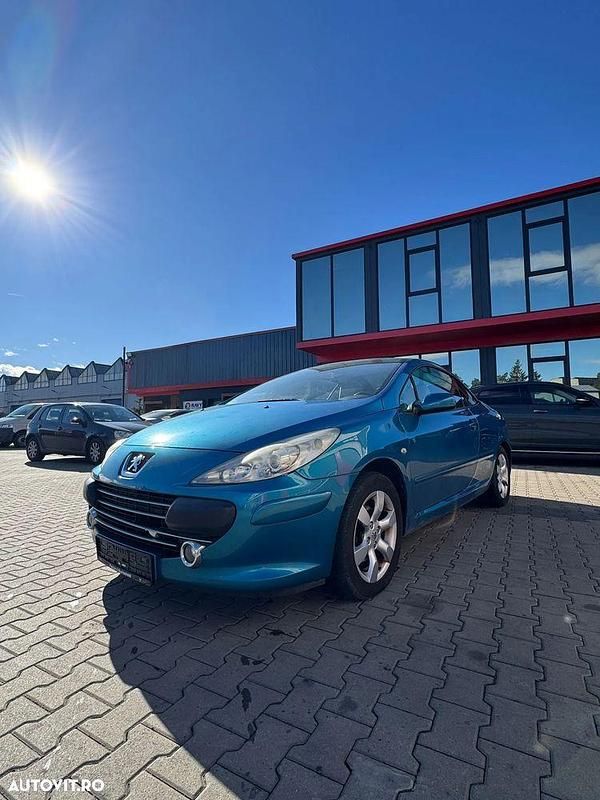 Culoarealbastru Utilizat 2005 Peugeot 307 CC Cabrio | 2.450 EUR - Imagine 1/4