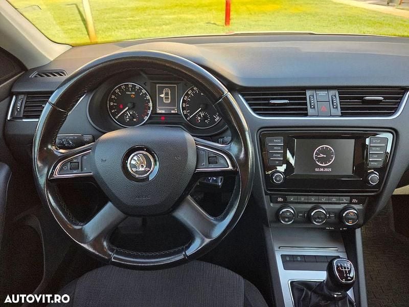 Culoaregri Utilizat 2014 Skoda Octavia Ambition Berlinǎ | 8.300 EUR (Puțin scump) - Imagine 1/4