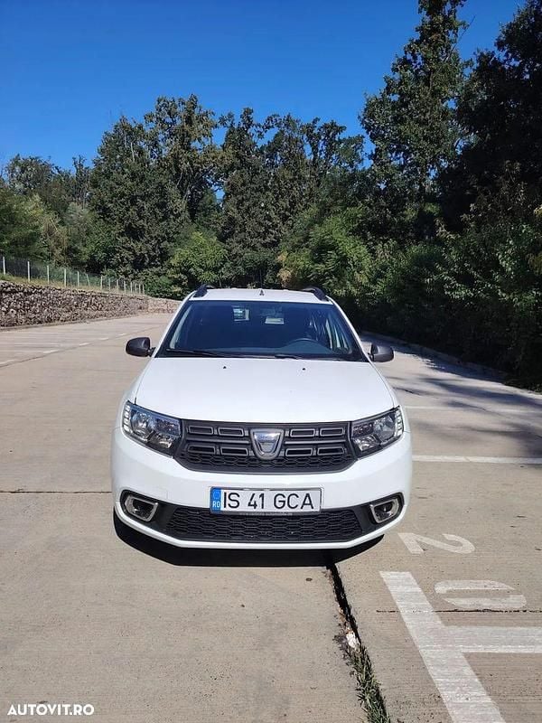 Culoarealb Utilizat 2019 Dacia Logan MCV Break | 5.900 EUR (Preț bun) - Imagine 1/4