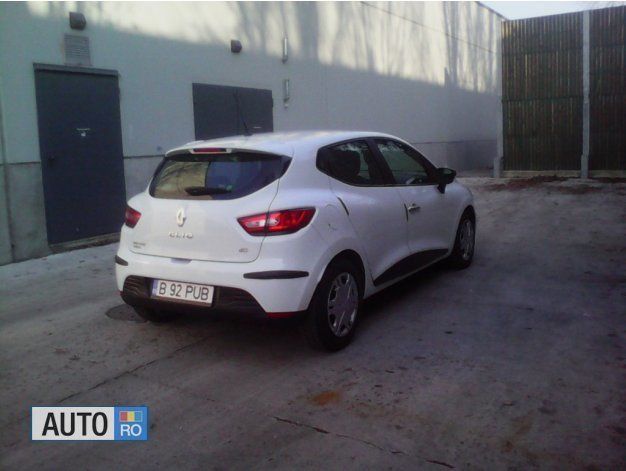 Second-hand Renault Clio IV 75 CP (55 kW) 2014 Alb Hatchback