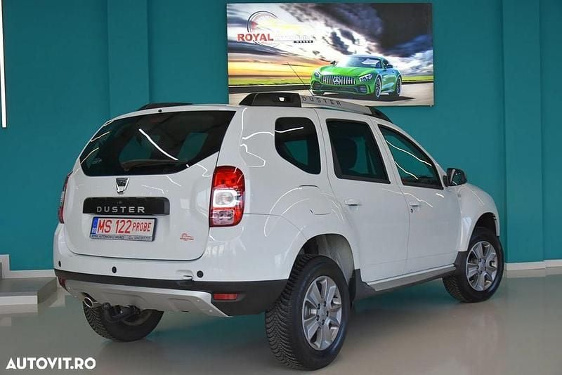 Second-hand Dacia Duster Prestige 109 CP (80 kW) 2015 Culoarealb SUV