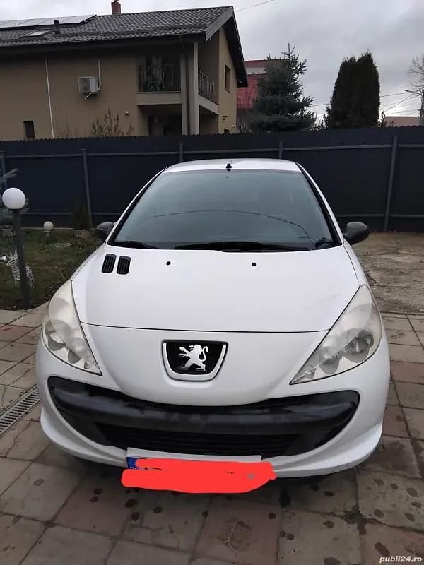 Utilizat 2011 Peugeot 206 Hatchback | 3.000 EUR - Imagine 1/4