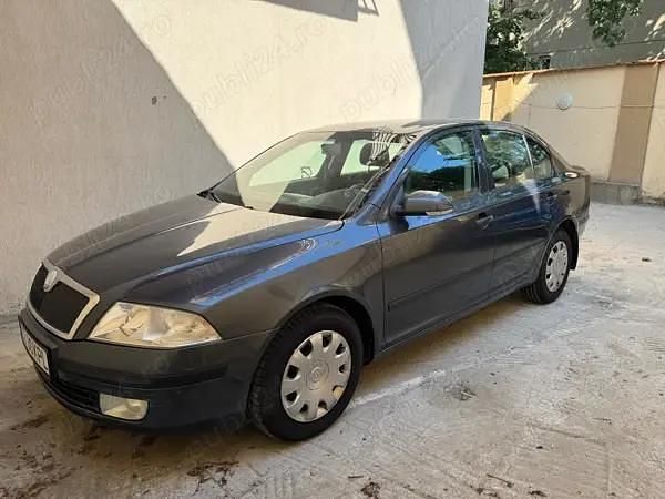 Gri Utilizat 2008 Skoda Octavia Berlinǎ | 3.450 EUR (Puțin scump) - Imagine 1/4
