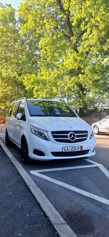 Second-hand Mercedes V250 190 CP (139 kW) 2017 Monovolum