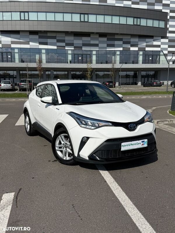 Alb Utilizat 2020 Toyota C-HR Business Edition SUV | 16.900 EUR (Preț OK) - Imagine 1/4