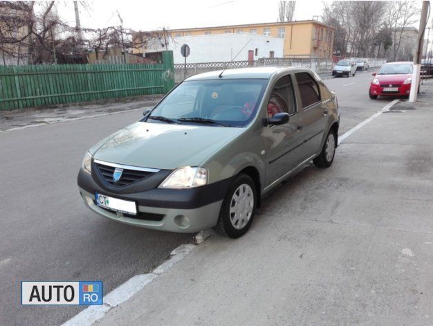 Second-hand Dacia Logan 75 CP (55 kW) 2008 Verde Berlinǎ
