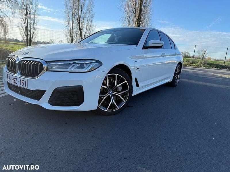 Culoarealb Utilizat 2021 BMW 545e M Sport Berlinǎ | 36.500 EUR - Imagine 1/4