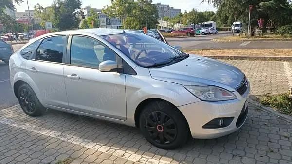Gri Utilizat 2009 Ford Focus Berlinǎ | 2.650 EUR (Preț OK) - Imagine 1/4