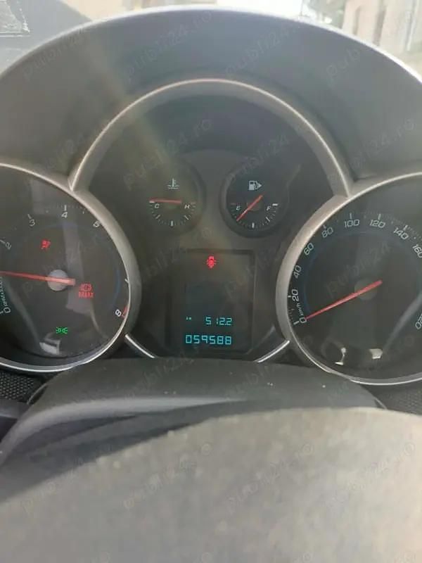 Second-hand Chevrolet Cruze 123 CP (90 kW) 2011 Berlinǎ