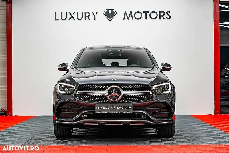 Second-hand Mercedes GLC300 AMG line Plus 272 CP (200 kW) 2020 Culoaregri Coupe