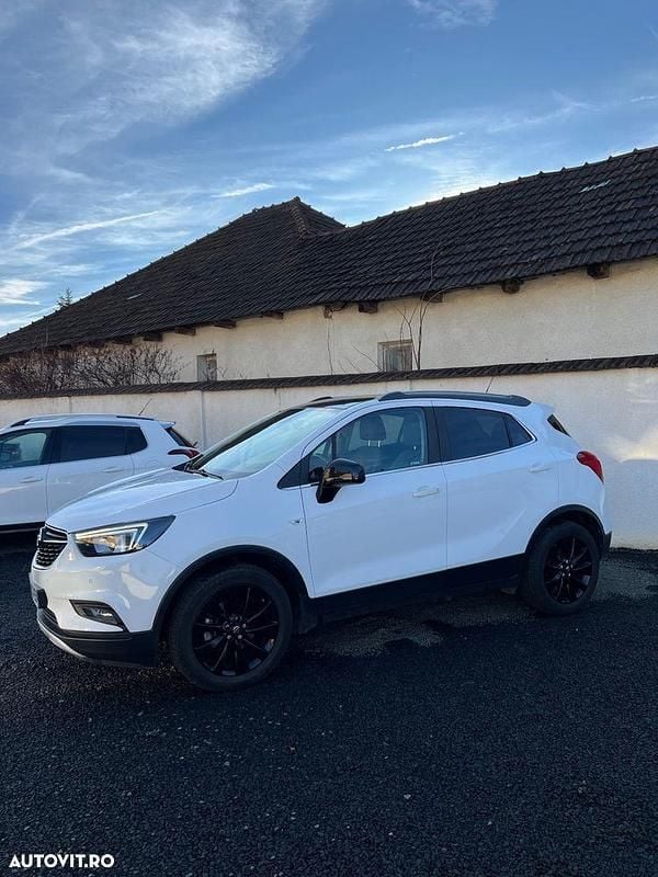 Culoarealb Utilizat 2018 Opel Mokka Color Edition SUV | 10.800 EUR (Preț OK) - Imagine 1/4