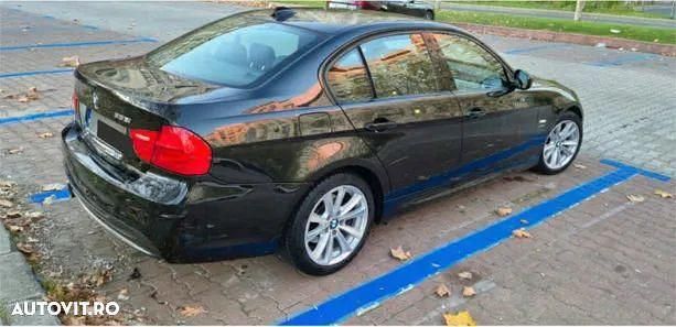 Second-hand BMW 325 Sport Line 218 CP (160 kW) 2011 Culoarenegru Berlinǎ