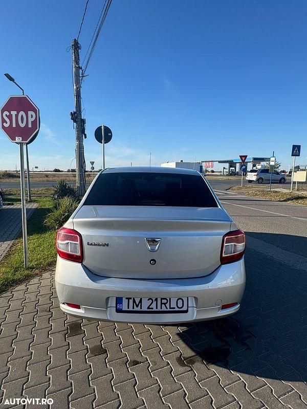 Second-hand Dacia Logan 75 CP (55 kW) 2016 Culoareargint Berlinǎ
