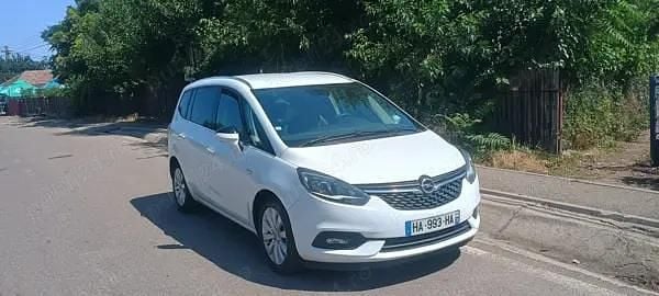 Second-hand Opel Zafira 120 CP (88 kW) 2018 Alb Monovolum