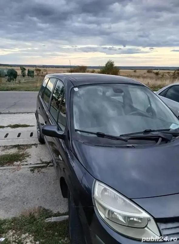 Utilizat 2006 Renault Grand Scénic Monovolum | 1.500 EUR - Imagine 1/4