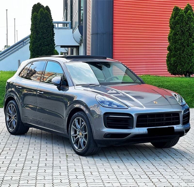 Gri Utilizat 2019 Porsche Cayenne SUV | 51.900 EUR (Preț OK) - Imagine 1/4