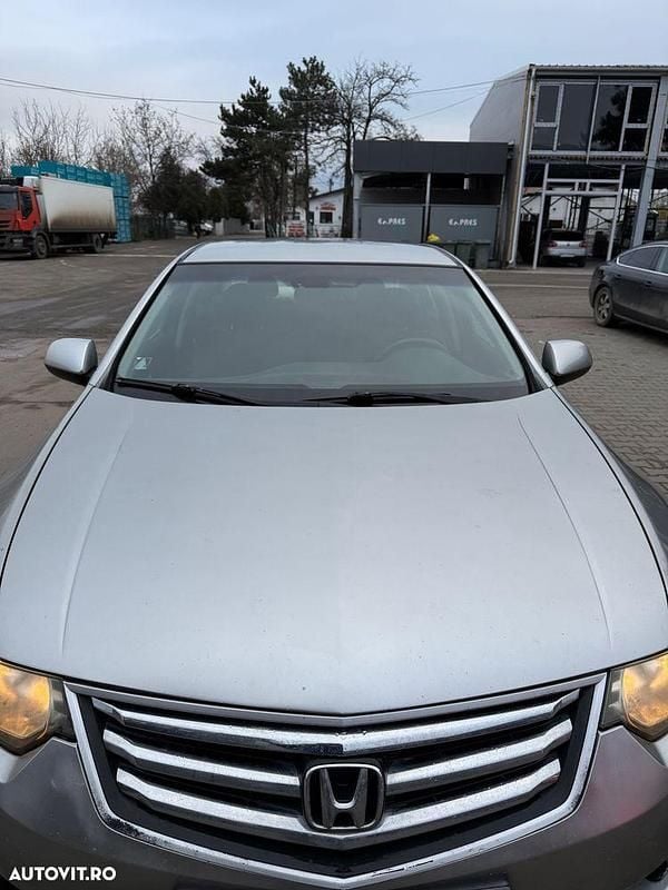 Second-hand Honda Accord Elegance 156 CP (114 kW) 2009 Culoaregri Berlinǎ