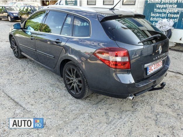 Second-hand Renault Laguna III 150 CP (110 kW) 2010 Negru Break