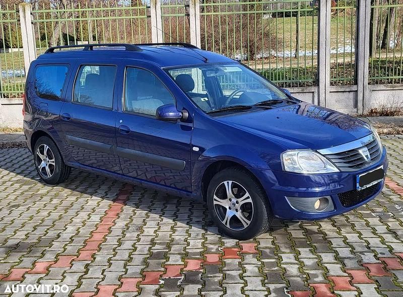 Second-hand Dacia Logan 90 CP (66 kW) 2010 Culoarealbastru Break