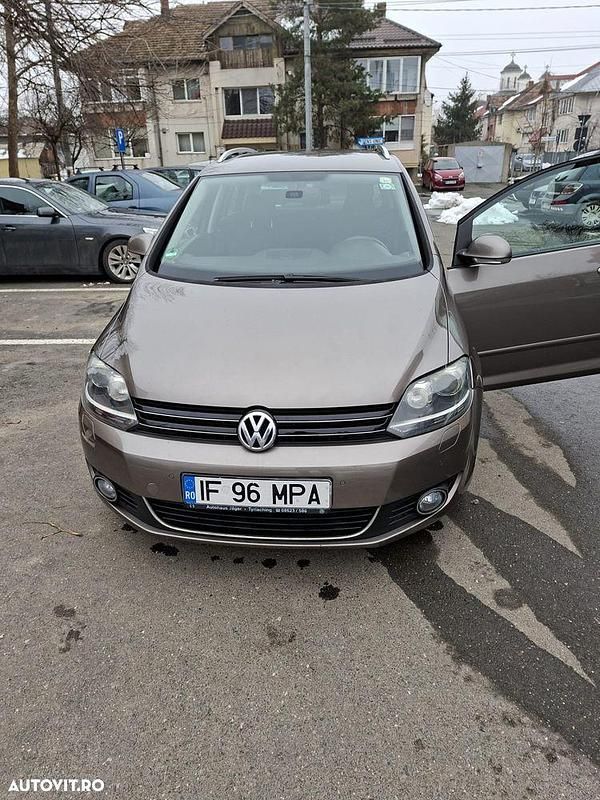 Second-hand VW Golf VI Comfortline 160 CP (117 kW) 2010 Culoaremaro Hatchback
