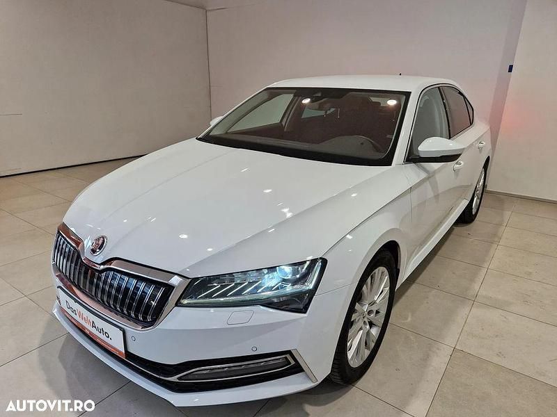 Alb Utilizat 2020 Skoda Superb Berlinǎ | 23.793 EUR (Preț OK) - Imagine 1/4