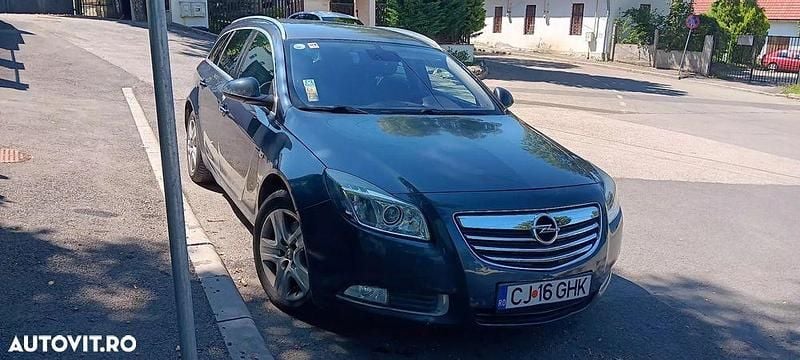 Second-hand Opel Insignia Cosmo 160 CP (117 kW) 2009 Culoarealbastru Break