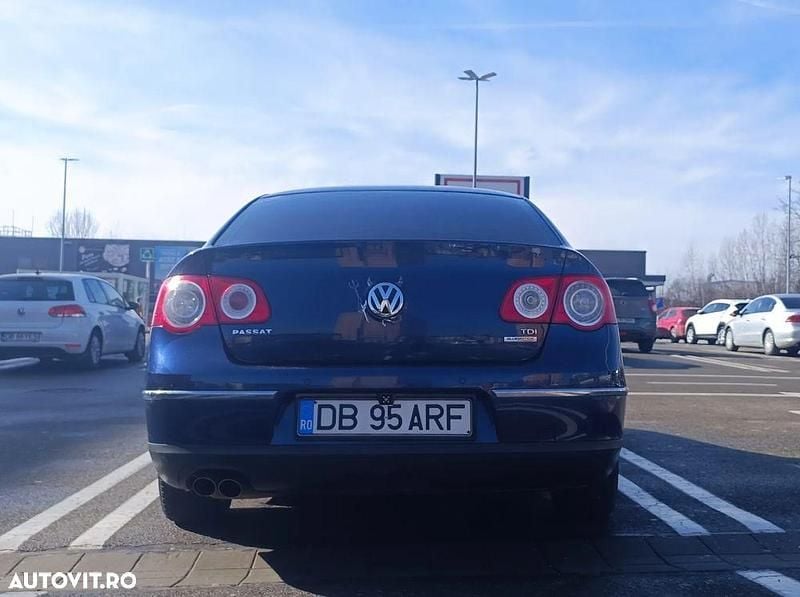 Second-hand VW Passat Comfortline 110 CP (80 kW) 2009 Culoarealbastru Berlinǎ