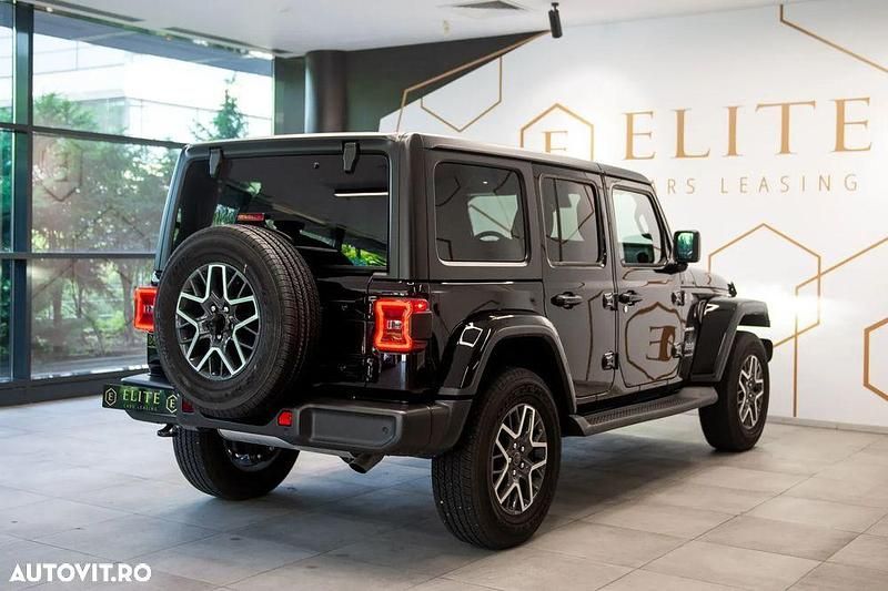 Second-hand Jeep Wrangler 272 CP (200 kW) 2024 Culoarenegru SUV