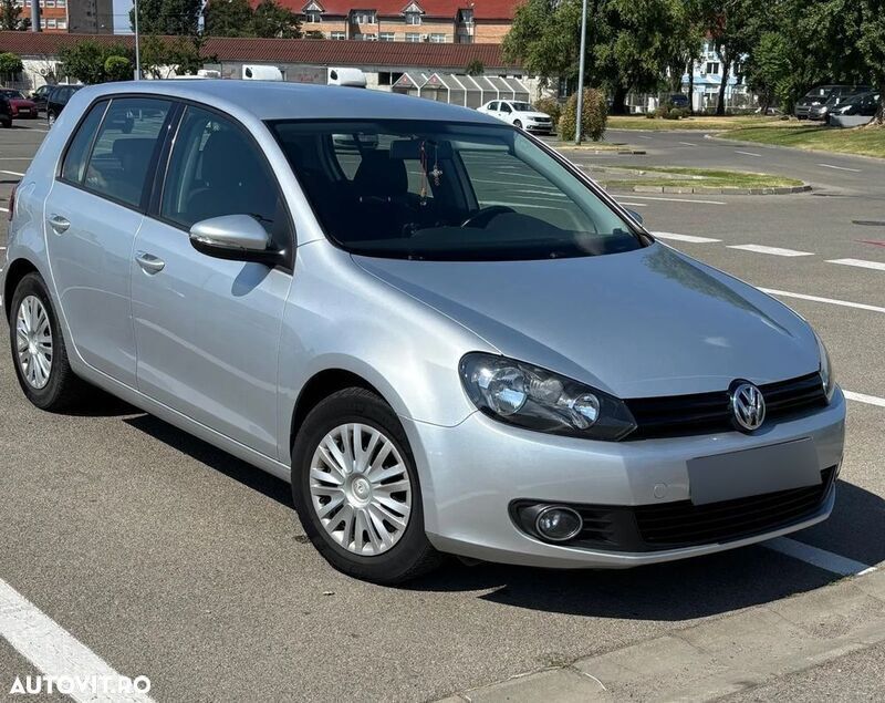 Gri Utilizat 2011 VW Golf VI Trendline Hatchback | 7.199 EUR (Puțin scump) - Imagine 1/4