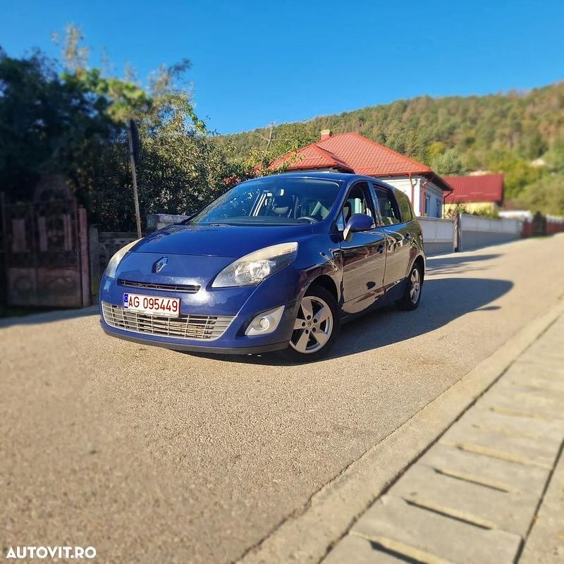 Culoarealbastru Utilizat 2010 Renault Grand Scénic III Monovolum | 2.800 EUR (Preț bun) - Imagine 1/4
