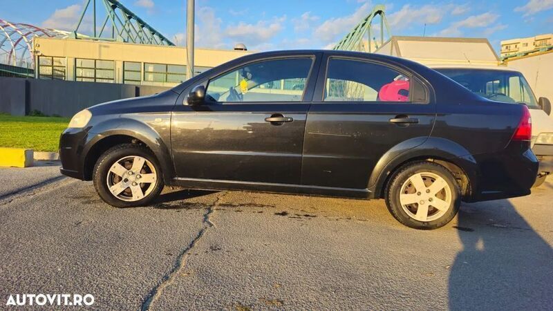 Negru Utilizat 2007 Chevrolet Aveo Berlinǎ | 1.500 EUR (Preț bun) - Imagine 1/4