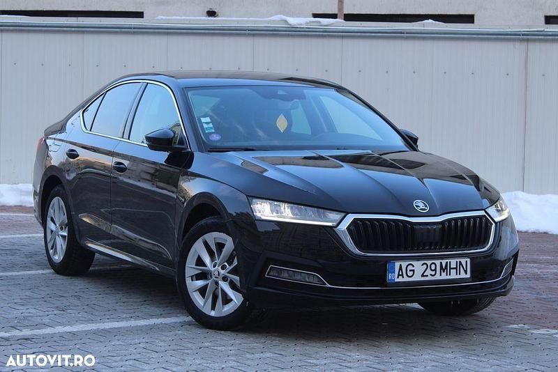 Culoarenegru Utilizat 2021 Skoda Octavia Ambition Berlinǎ | 16.900 EUR (Preț OK) - Imagine 1/4