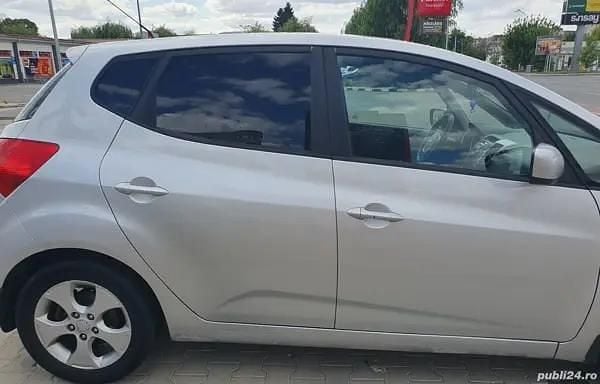 Second-hand Kia Venga 128 CP (94 kW) 2011 Hatchback