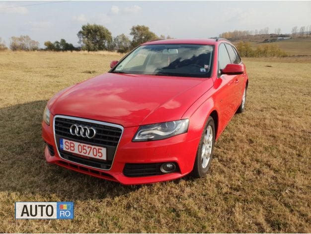 Second-hand Audi A4 Attraction 143 CP (105 kW) 2011 Rosu Break