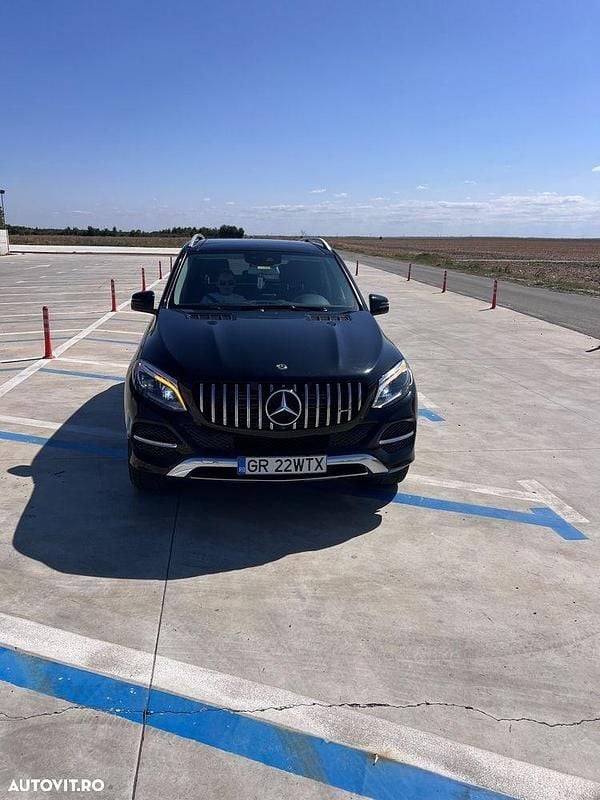 Negru Utilizat 2018 Mercedes GLE350 SUV | 28.300 EUR (Super Preț) - Imagine 1/4