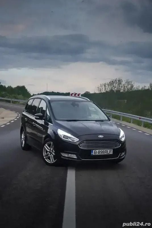Negru Utilizat 2016 Ford Galaxy Titanium Monovolum | 12.000 EUR (Super Preț) - Imagine 1/4