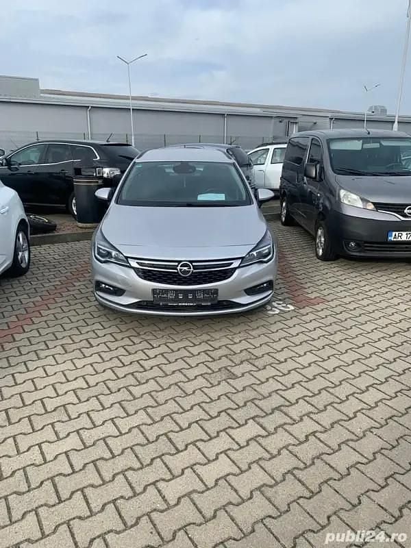 Second-hand Opel Astra Business 110 CP (80 kW) 2017 Culoaregri Break