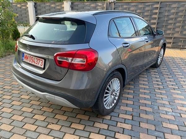 Second-hand Mercedes GLA180 110 CP (80 kW) 2017 Gri SUV