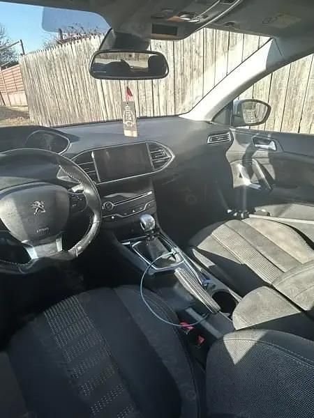 Second-hand Peugeot 308 86 CP (63 kW) 2016 Alb Break