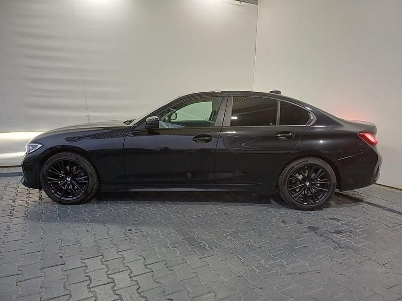 Second-hand BMW 318 150 CP (110 kW) 2021 Negru  metalic