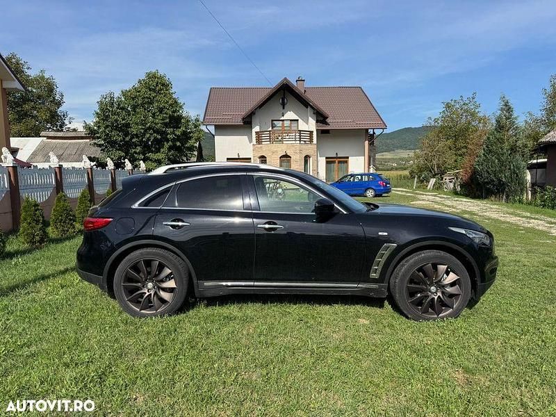 Culoarenegru Utilizat 2013 Infiniti Fx30 Premium SUV | 12.800 EUR - Imagine 1/4