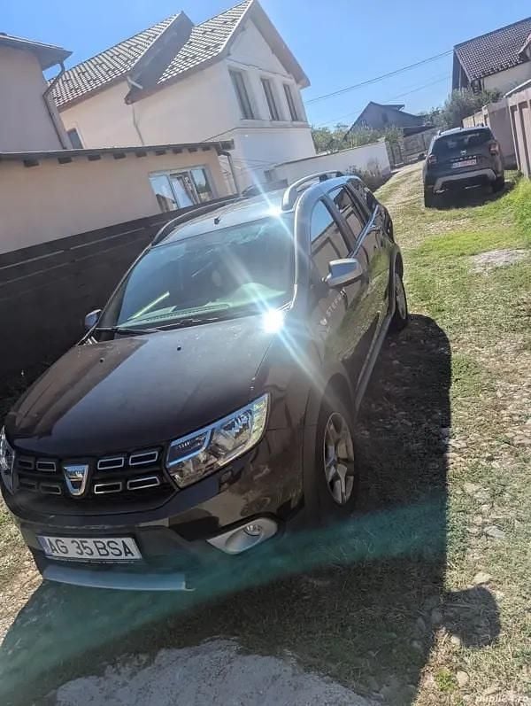 Utilizat 2019 Dacia Logan Stepway Hatchback | 7.500 EUR (Preț OK) - Imagine 1/4