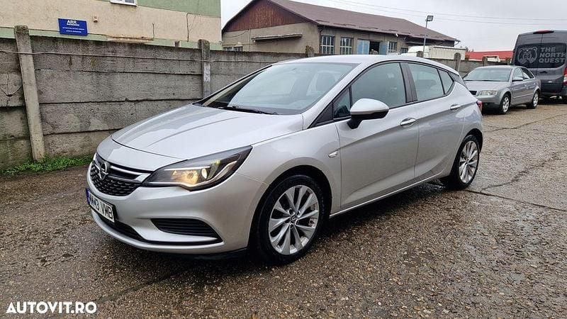 Culoaregri Utilizat 2016 Opel Astra Enjoy Hatchback | 5.500 EUR (Preț OK) - Imagine 1/4