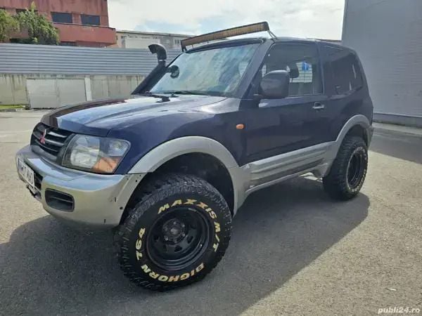 Albastru Utilizat 2003 Mitsubishi Pajero SUV | 6.190 EUR - Imagine 1/4