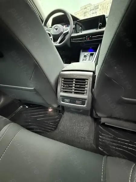 Second-hand VW Golf VIII Style 150 CP (110 kW) 2020 Hatchback